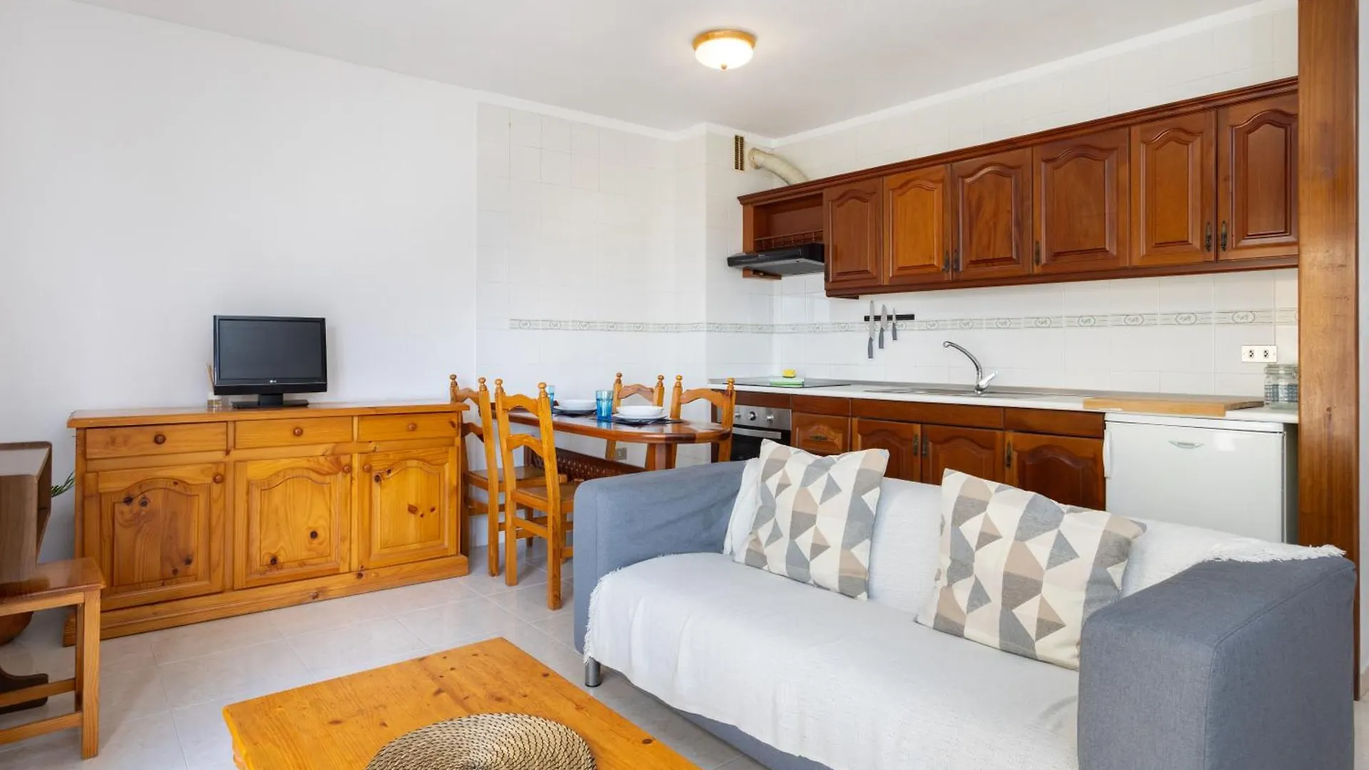 شقة Esperanza Playa Surf House El Médano 0*,  إسبانيا