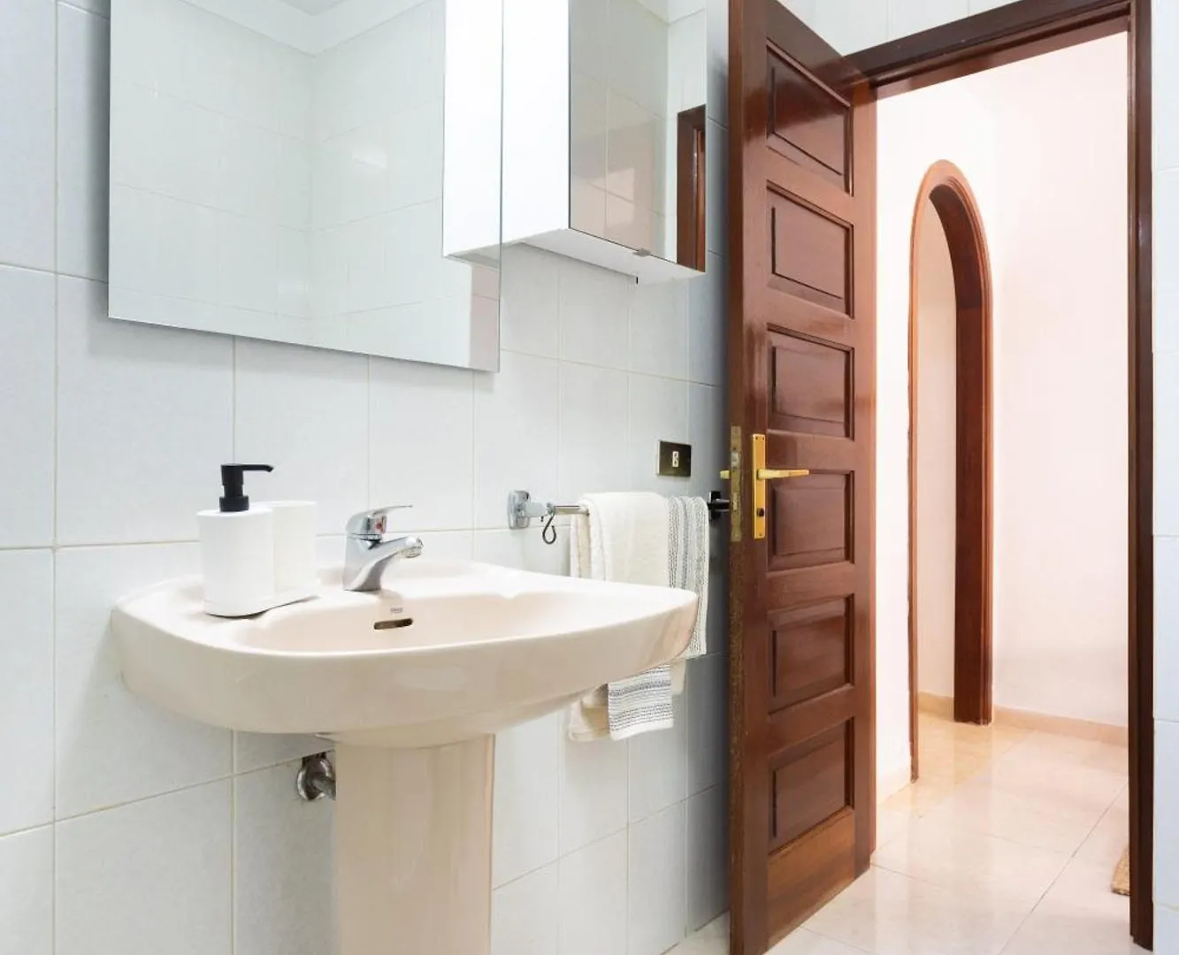 شقة Esperanza Playa Surf House El Médano 0*,  إسبانيا